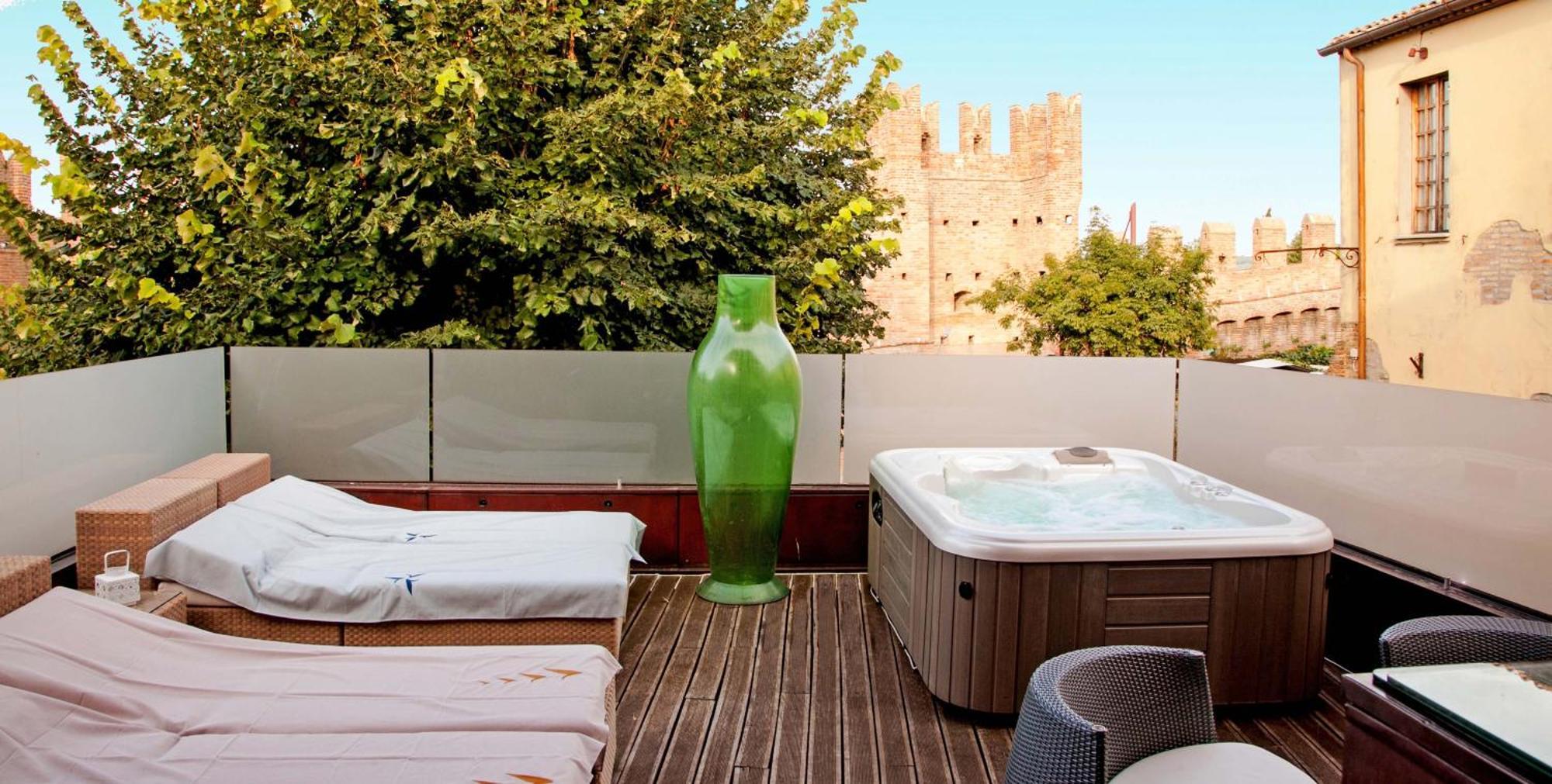 Historic Resort La Loggia Gradara Esterno foto